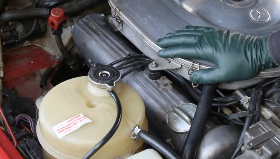 Cleaning and Polishing Your Aluminum Valve Cover to Look Factory Fresh